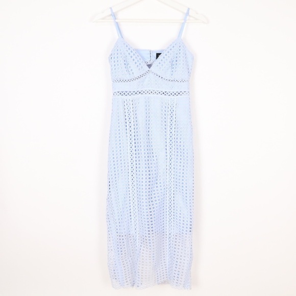 Bardot Circle Lace Midi Dress - Picture 2 of 9